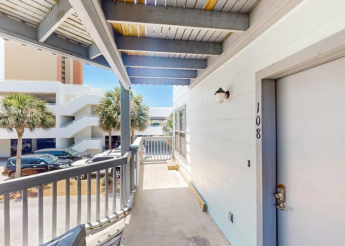 Ocean Reef Apartment